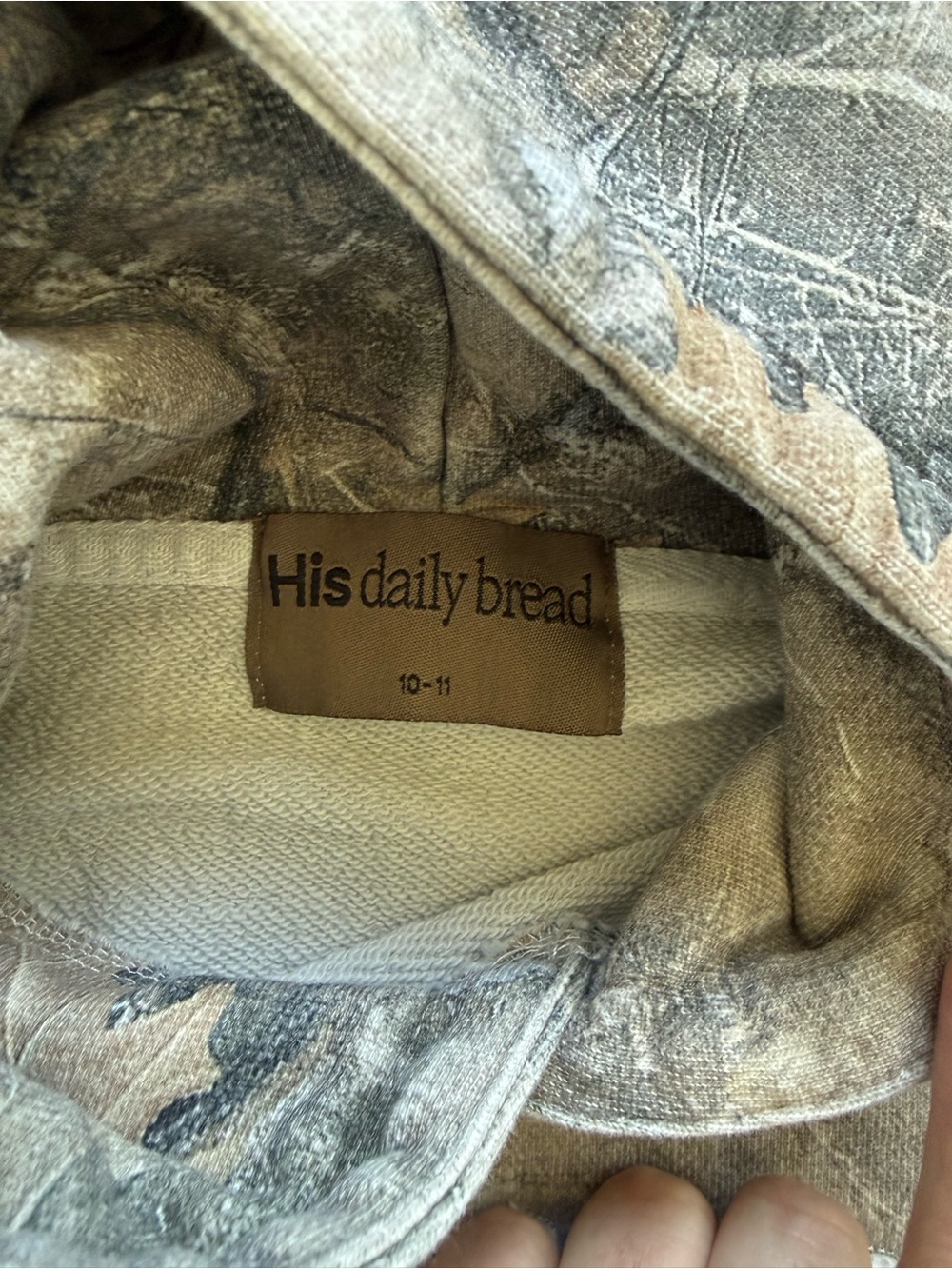 His Daily Bread Co youth hoodie - Picture 2 of 3